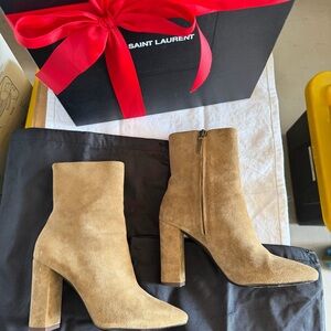 Saint Laurent “New Sigaro” Boots in brown/tan Chamoise Velour size 37